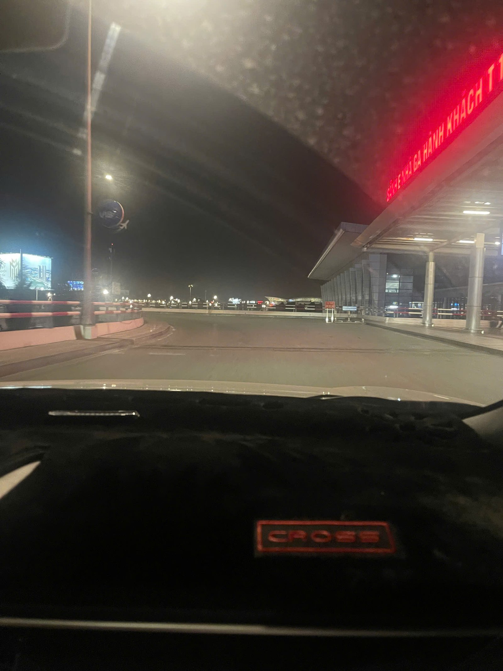 Private terminal transfer vehicle at Noi Bai International Airport